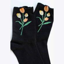 Load image into Gallery viewer, Tulip Bloom Cotton Blend Socks