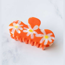 Load image into Gallery viewer, Eco Daisy Flower Curved Hair Claw Clip