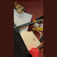 Load image into Gallery viewer, Queen Bee A2 Notes