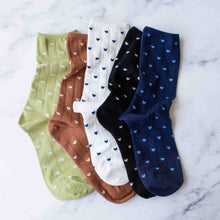 Load image into Gallery viewer, Women's Heart Crew Socks