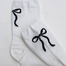 Load image into Gallery viewer, Women's Holiday Ribbon Bow Casual Socks