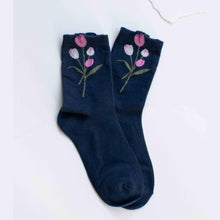 Load image into Gallery viewer, Tulip Bloom Cotton Blend Socks