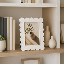 Load image into Gallery viewer, Photo Frame - Resin with Decorative Scalloped Edge