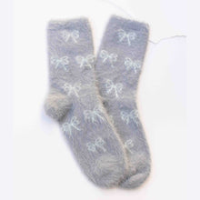 Load image into Gallery viewer, Fluffy Bow Knit Socks