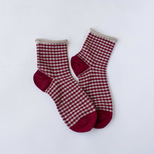 Load image into Gallery viewer, Picnic Mid Crew Socks