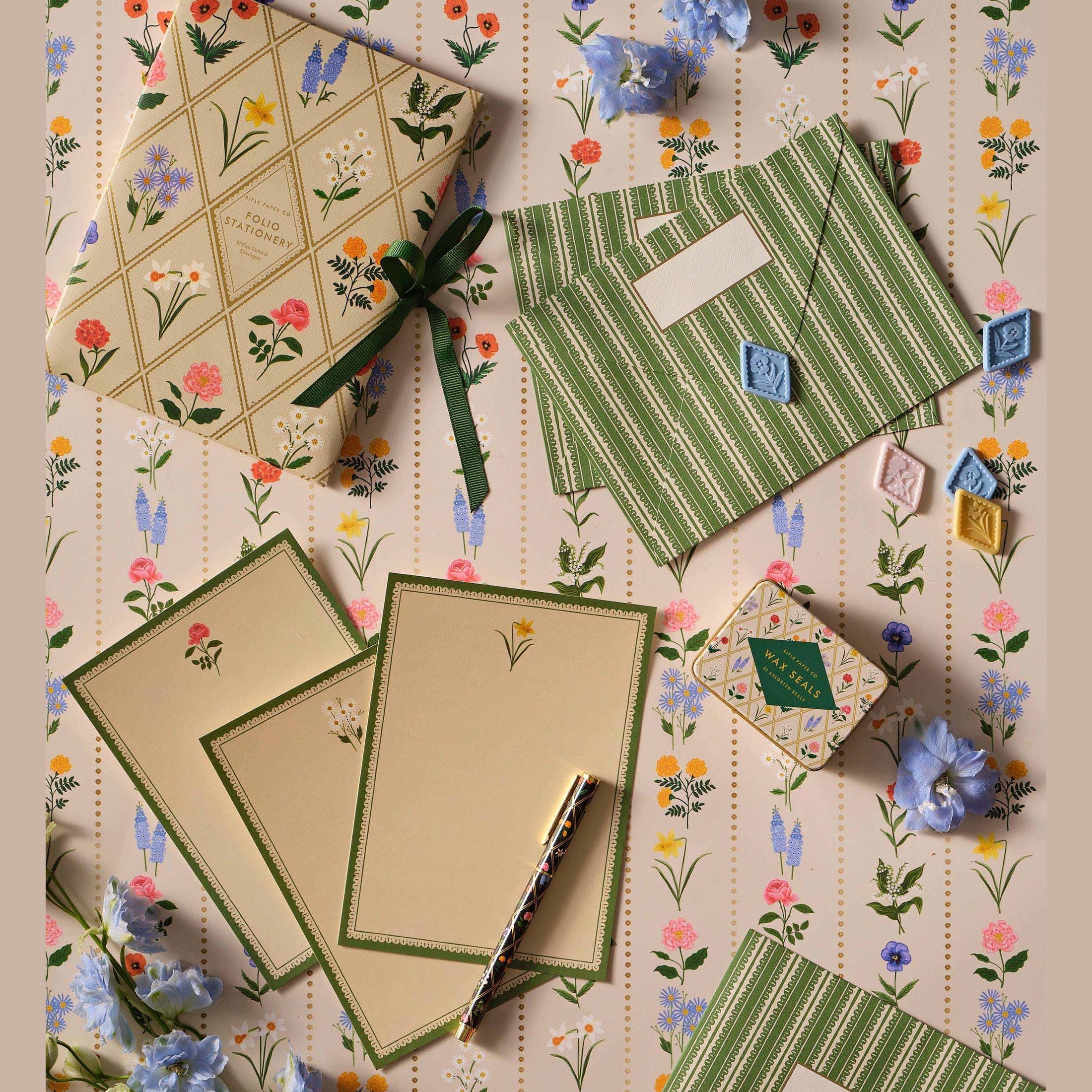 Garden Study Folio Stationery Set