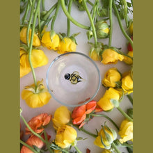 Load image into Gallery viewer, Handmade Bee Figure Drinking Glass