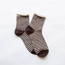 Load image into Gallery viewer, Picnic Mid Crew Socks