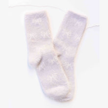 Load image into Gallery viewer, Fluffy Bow Knit Socks