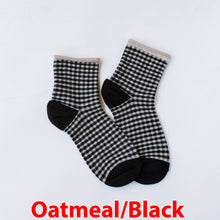 Load image into Gallery viewer, Picnic Mid Crew Socks