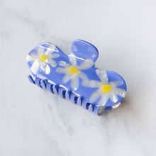 Load image into Gallery viewer, Eco Daisy Flower Curved Hair Claw Clip