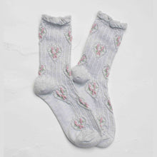 Load image into Gallery viewer, Vintage Floral Heart Crew Socks