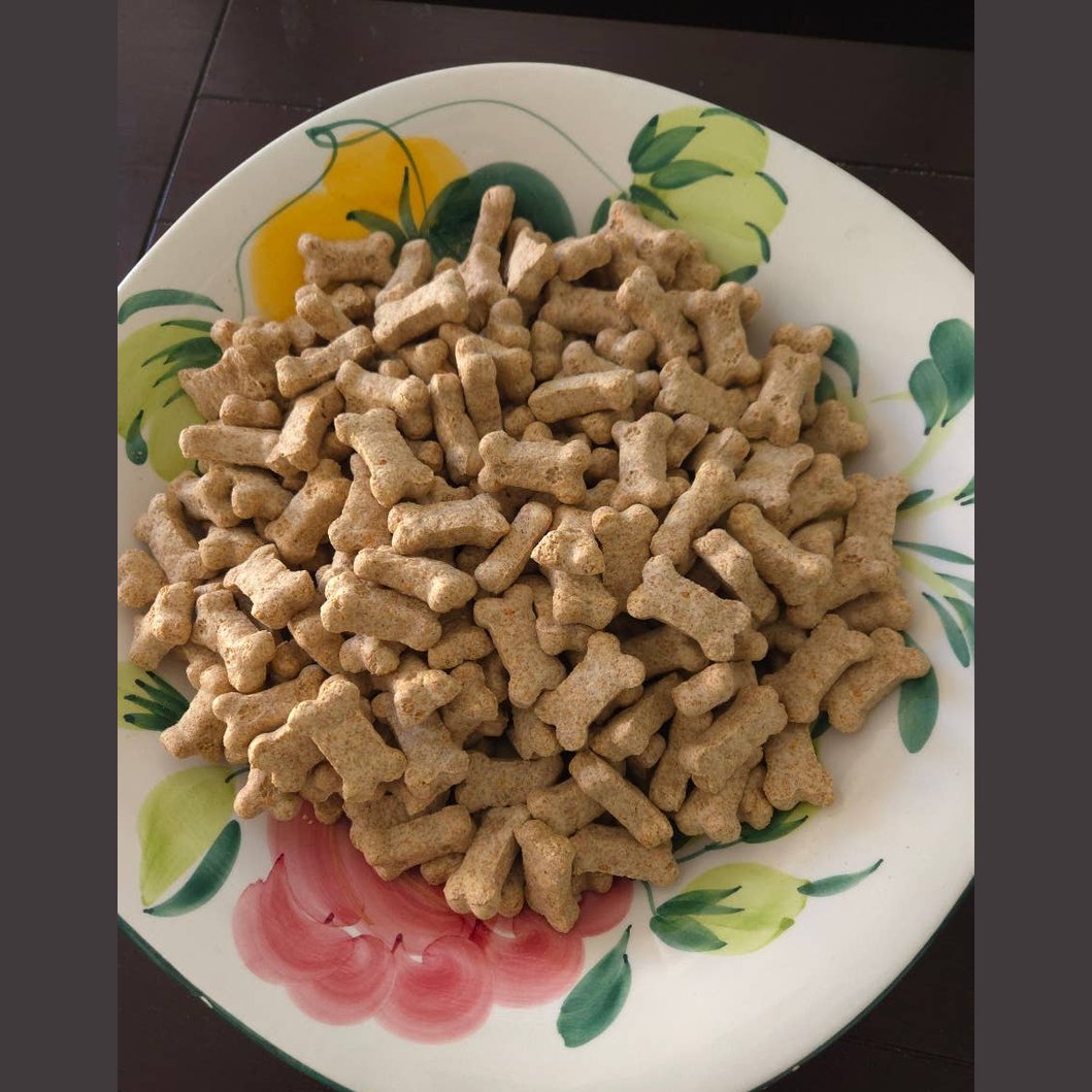 Organic Chicken Dog Biscuits Bulk 6.7 lbs.