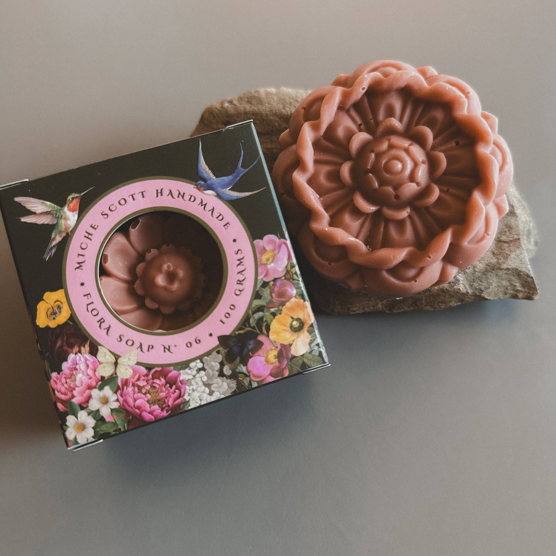 Flora Soap N° 06