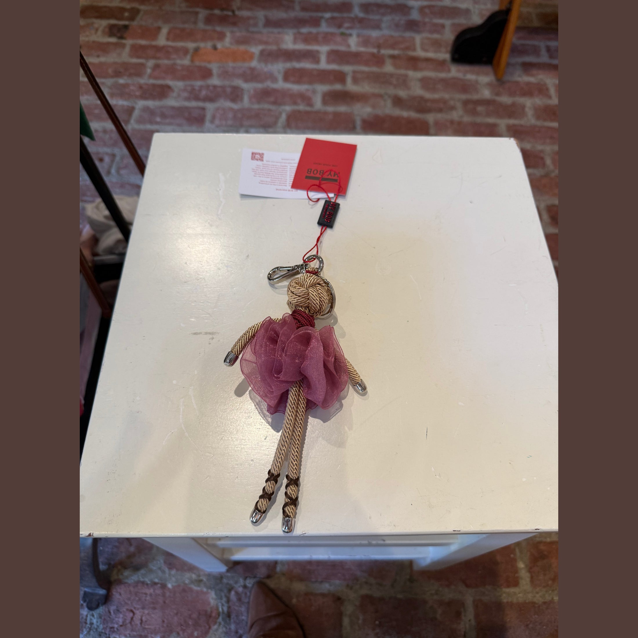 LOLA, the New York Girl, Key Ring