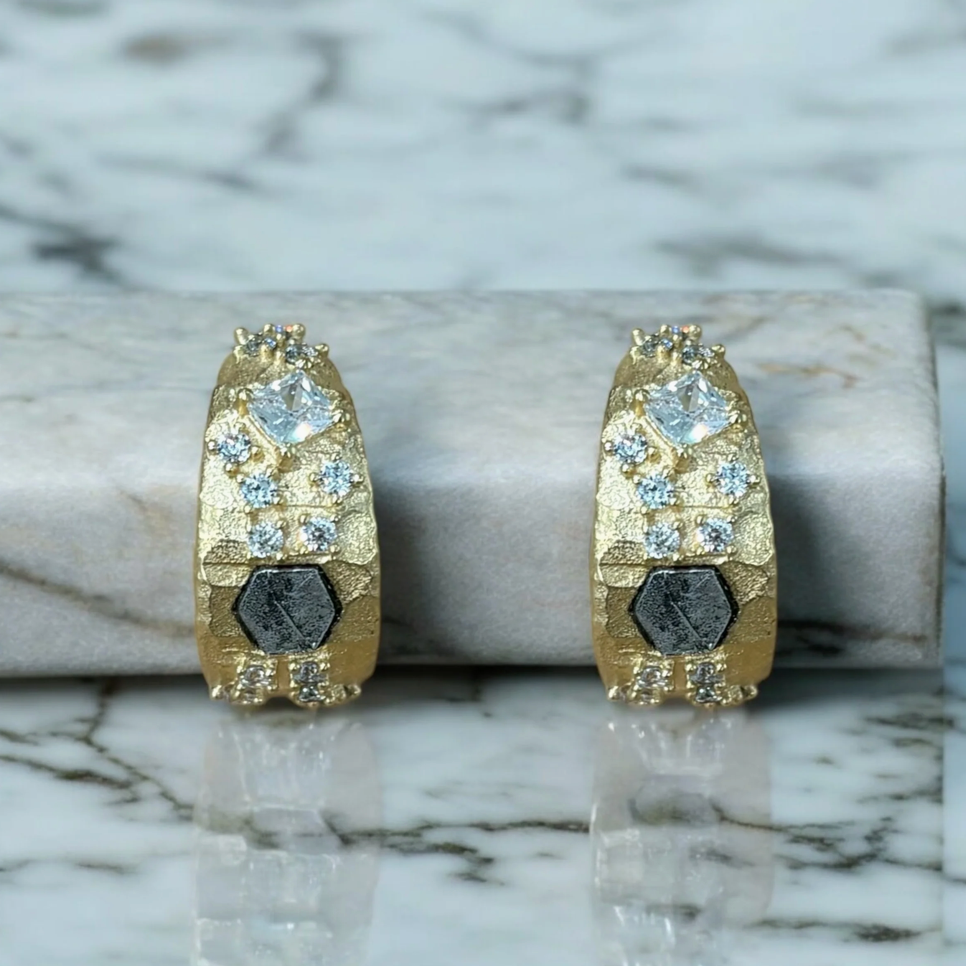 TAT 2 Design - Gold Mini Cosa Hoops