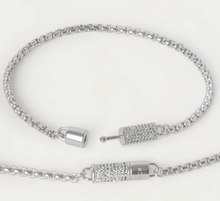 Load image into Gallery viewer, Dean Davidson - Juliette Pavé Station Necklace
