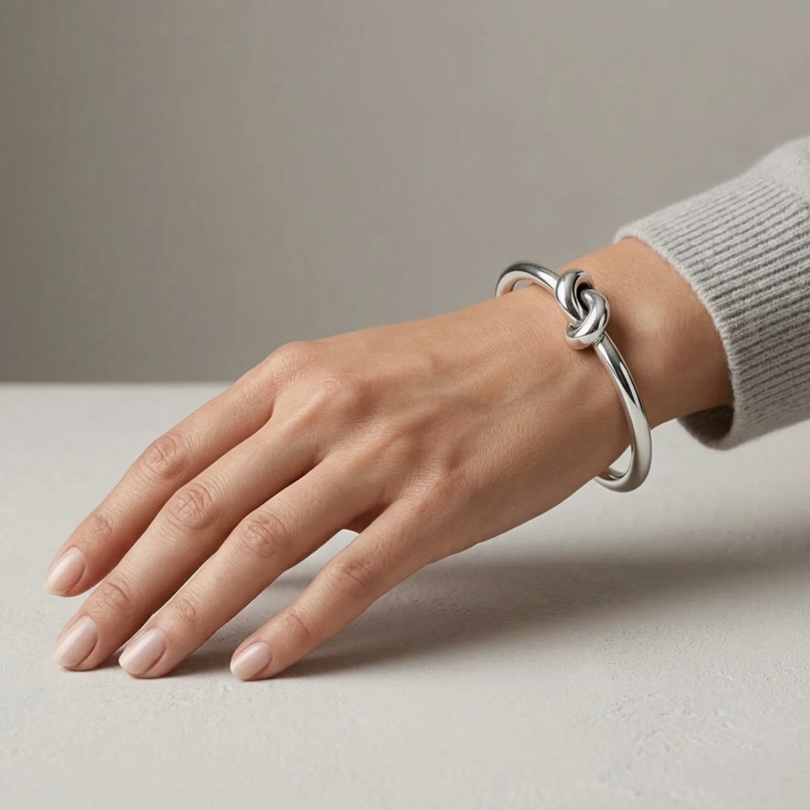 Vintage Silver Noa Knot Bangle