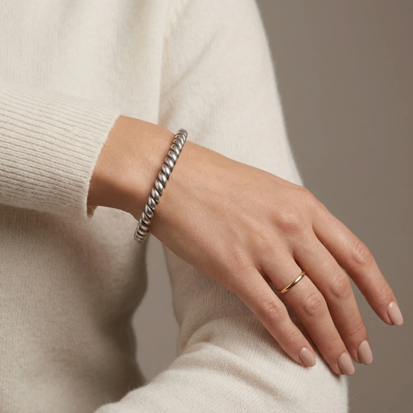 Vintage Silver Sorella Twist Bangle