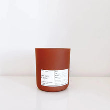 Load image into Gallery viewer, Sea Salt & Yuzu Candle