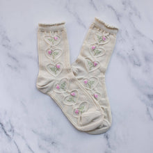 Load image into Gallery viewer, Women's Vintage Rose & Heart Casual Socks