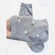 Load image into Gallery viewer, Mini Floral Cotton Socks