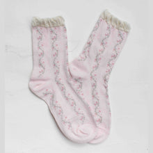 Load image into Gallery viewer, Vintage Floral Vine Crew Socks