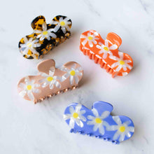 Load image into Gallery viewer, Eco Daisy Flower Curved Hair Claw Clip