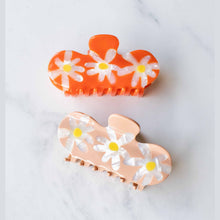 Load image into Gallery viewer, Eco Daisy Flower Curved Hair Claw Clip