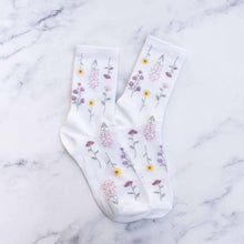 Load image into Gallery viewer, Women's Botanical Garden Casual Socks
