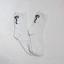 Load image into Gallery viewer, Women's Holiday Ribbon Bow Casual Socks
