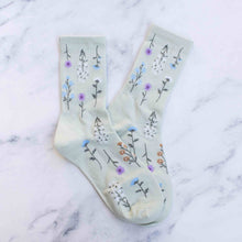 Load image into Gallery viewer, Women's Botanical Garden Casual Socks
