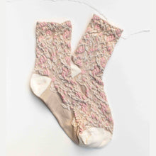 Load image into Gallery viewer, Floral Textured Socks
