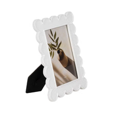 Load image into Gallery viewer, Photo Frame - Resin with Decorative Scalloped Edge
