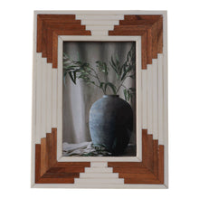 Load image into Gallery viewer, Wood Cascading Design Picture Frame - White, 4x6 in.
