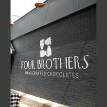 Load image into Gallery viewer, 1 lb. Peppermint Bark Gift Box
