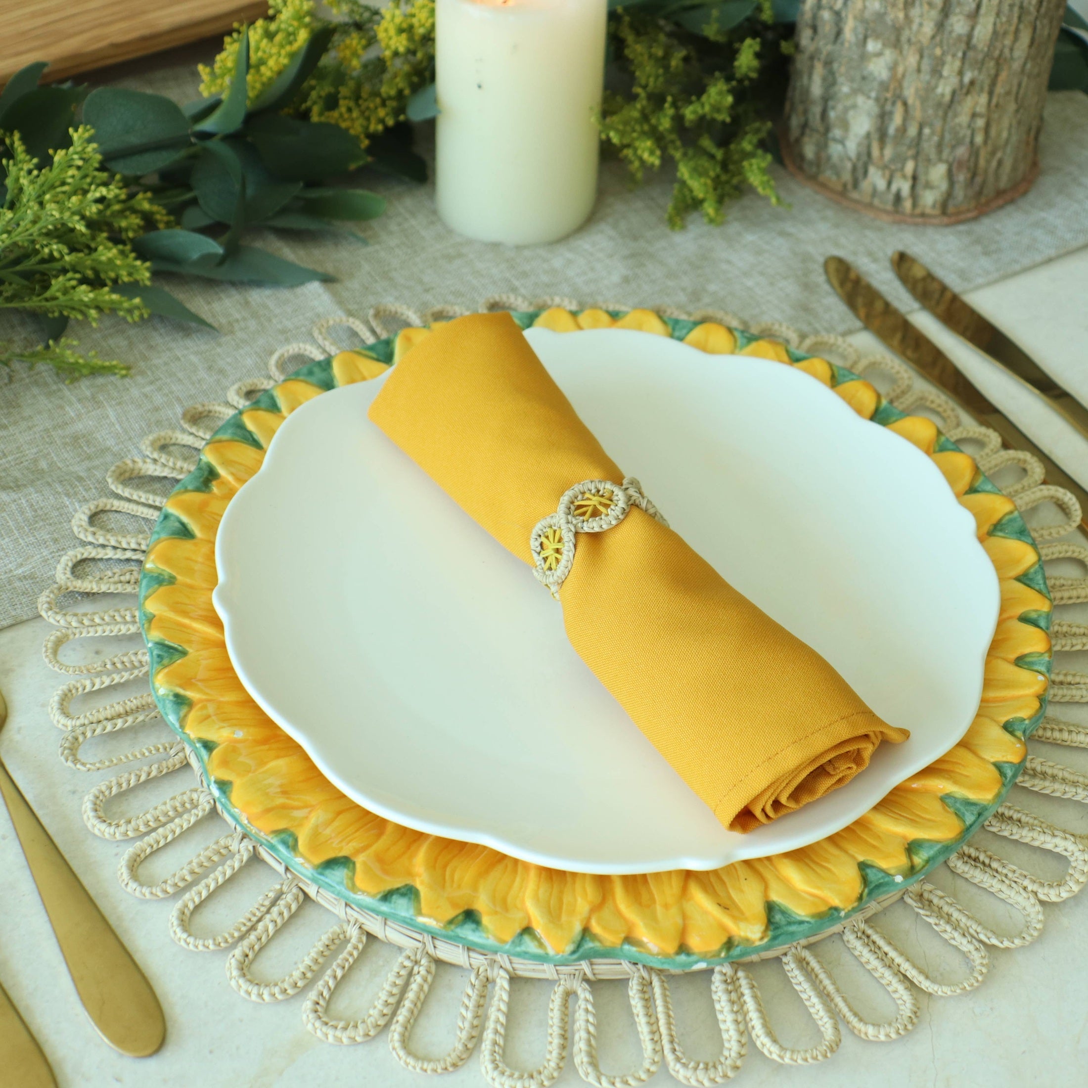 Kani Swirl Napkin Ring