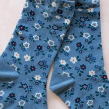 Load image into Gallery viewer, Garden Flower Socks
