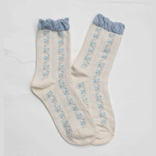 Load image into Gallery viewer, Vintage Floral Vine Crew Socks
