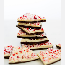 Load image into Gallery viewer, 1.5 oz. "Grab n Go" Peppermint Bark
