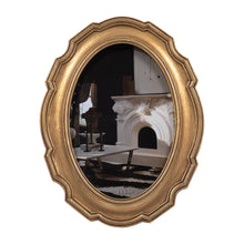 Load image into Gallery viewer, Photo Frame - Gold Polyresin Round Vintage Style, 4x6 in.
