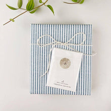 Load image into Gallery viewer, Garden rose stem mini enclosure notecard
