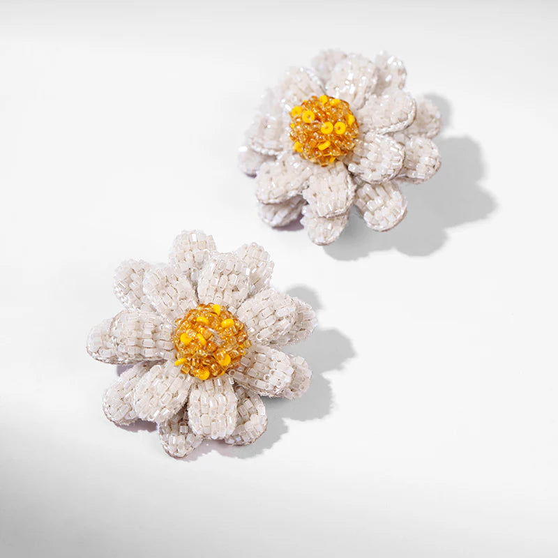 Deepa Gurnani - Daisies Earrings (White)