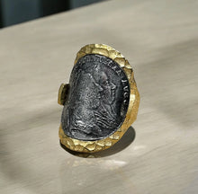 Load image into Gallery viewer, TAT 2 Design Gold Maria Teresa Curved Coin Ring
