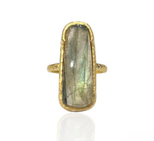 Load image into Gallery viewer, TAT 2 Design Gold Laborite Bora Ring
