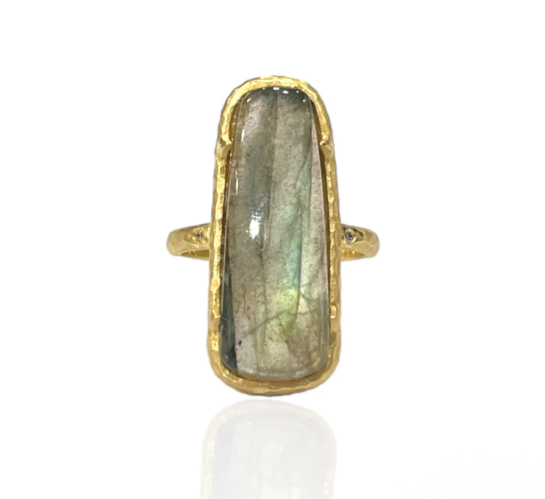 TAT 2 Design Gold Laborite Bora Ring