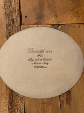 Load image into Gallery viewer, Busatti Oval Placemat - Green Gingham
