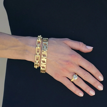 Load image into Gallery viewer, TAT2 - Gold Broni Horseshoe Bracelet

