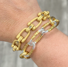 Load image into Gallery viewer, TAT2 - Gold Broni Horseshoe Bracelet
