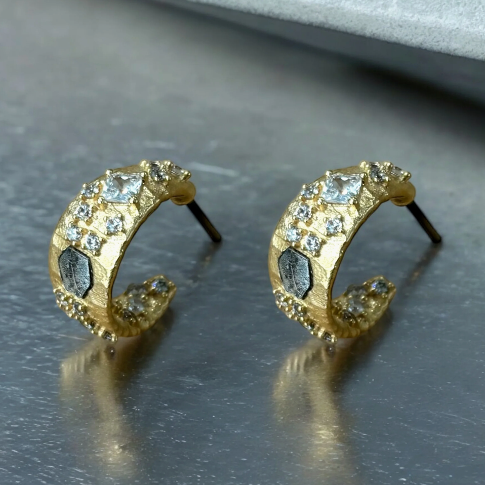 TAT 2 Design - Gold Mini Cosa Hoops